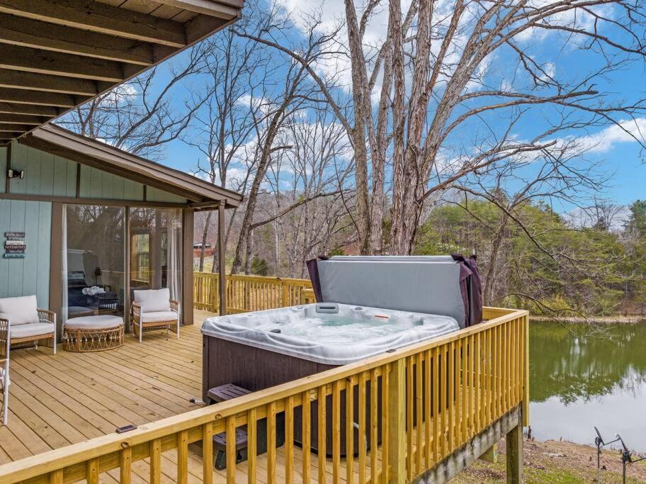 Lazy Lake 3Br Cabin W/ Mtn Views + Hot Tub +Wi-Fi Luray Extérieur photo